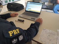 Sergipe: PRF apreende um carregador de pistola e munições na BR-101