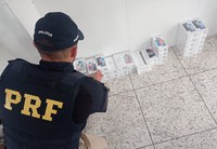 PRF apreende 41 aparelhos eletrônicos em bagageiro de ônibus