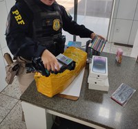 PRF apreende 53 itens transportados ilegalmente em Gurupi/TO