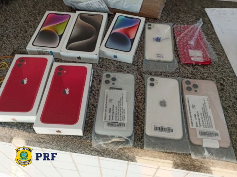 PRF apreende 14 celulares transportados ilegalmente em Guaraí/TO