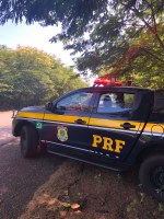 PRF recupera veículo com registro de furto em Guaraí/TO
