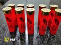 PRF prende homem por posse irregular de arma de fogo de uso permitido em Araguaína/TO