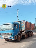 PRF apreende 10 mil blocos de cerâmica transportados ilegalmente em Araguaína/TO