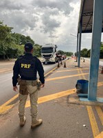 PRF apreende 25,9 toneladas de minério transportadas ilegalmente em Guaraí/TO