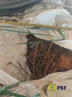 PRF apreende 38 toneladas de cobre sendo transportadas ilegalmente em Gurupi/TO