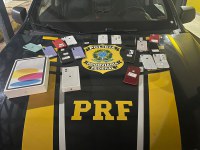 PRF apreendeu 19 aparelhos eletrônicos transportados sem documentação fiscal em Guaraí/TO