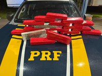 Em Guaraí/TO, PRF apreende drogas sendo transportadas em ônibus rodoviário