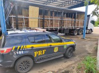 PRF apreende 33,02 m³ de madeira ilegal no município de Paraíso do Tocantins/TO