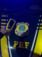 PRF identifica crime de embriaguez após sinistro na BR-153