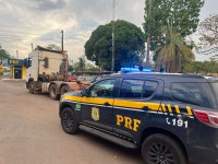 PRF apreende caminhão adulterado em Guaraí/TO