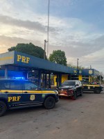 PRF apreende Toyota/Hilux clonada em fiscalização na BR-153