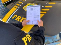 PRF detecta uso de documento falso apresentado por passageiro em Araguaína