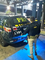 PRF prende três foragidos da justiça em um dia na BR-153, em Guaraí/TO