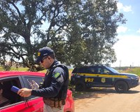 PRF realiza três prisões por embriaguez ao volante no Tocantins.