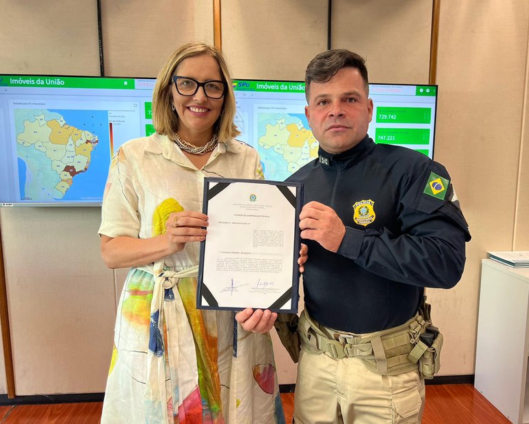 ministerio econ 2.jpeg