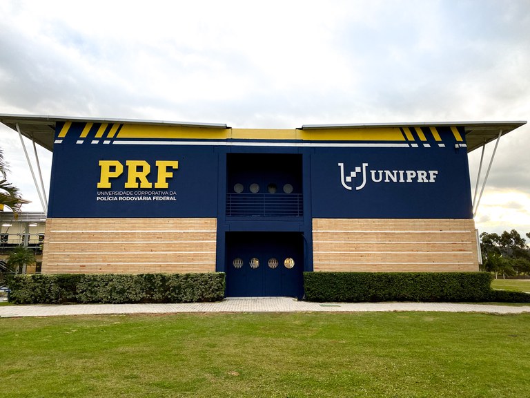 UniPRF Predio Principal-2.jpg