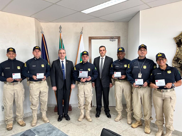 Sansning siki Charani sikadi Yosh lezbiyen qizlar porno video