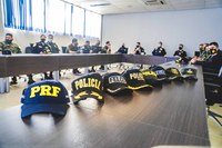 PRF recebe policiais estrangeiros para participação em Curso de Formação Policial