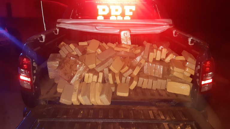 Ação conjunta da PRF, PM e COD aplica prejuízo de R$ 64,6 milhões ao crime organizado