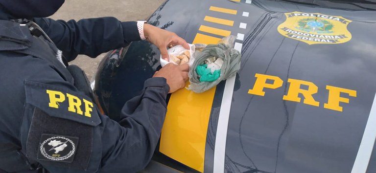 Mulher é presa por tráfico de drogas em São Gonçalo do Amarante/RN