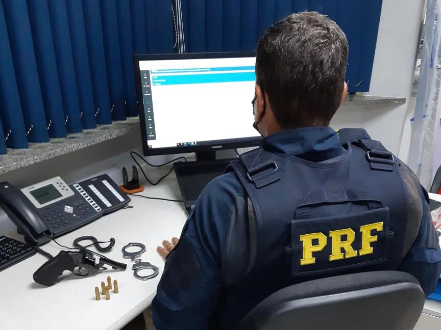 Sergipe: PRF detém assaltantes na grande Aracaju