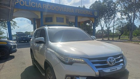 PRF resgata casal sequestrado na BR-135 em São Luís