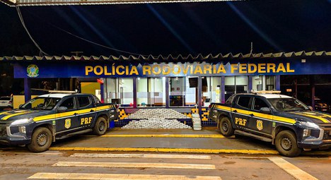 PRF apreende quase 300 kg de skunk no primeiro dia do ano em Rondonópolis (MT)