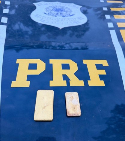 PRF apreende 646 gramas de ouro ilegal em carro de passeio na BR-230, em Distrito de Campo Verde/PA