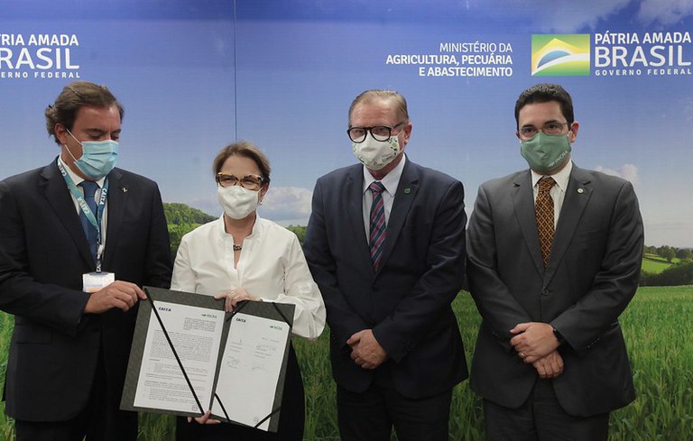 Parceria com a Caixa ofertará serviços bancários a atendidos pelo Incra