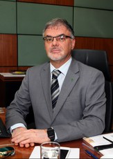 Antonio Araujo/ Mapa