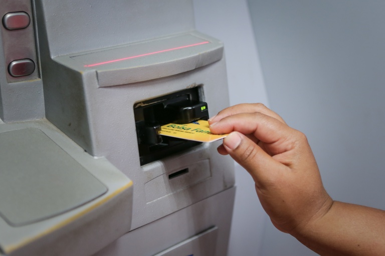 Saque bolsa família Foto Rafael Zart.jpeg