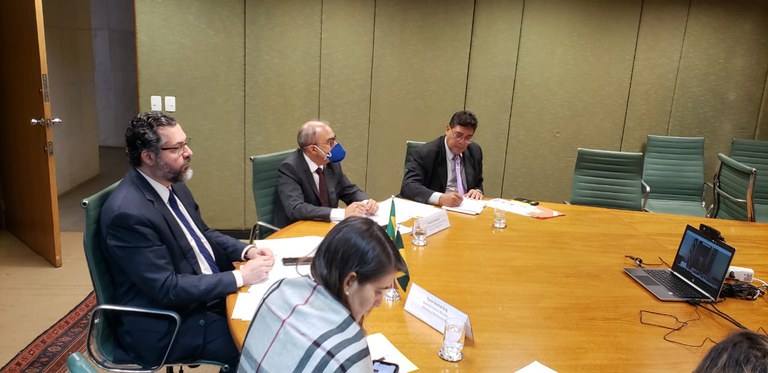 Ernesto Araújo participa de videoconferência de ministros de comércio do G20