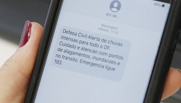 Alertas de desastres naturais por SMS