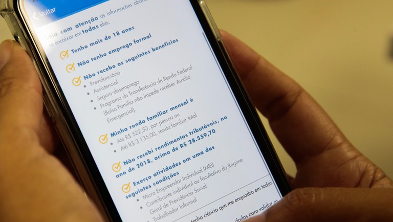 Devoluções do auxílio emergencial já somam quase R$ 30 milhões