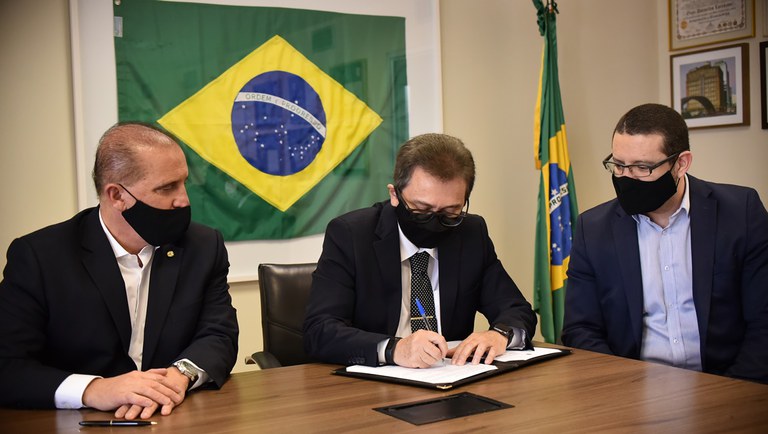 Acordo entre órgãos amplia controle do pagamento do Auxílio Emergencial