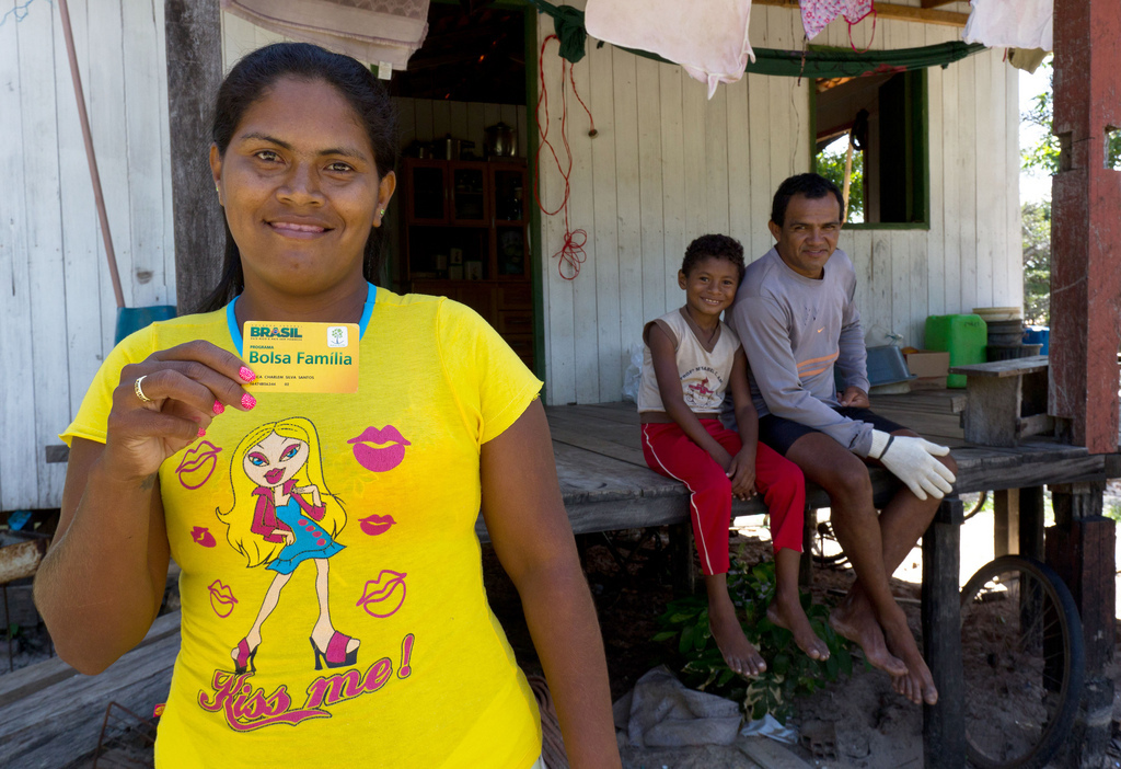 Bolsa Família atende 14,283 milhões de famílias no mês de junho