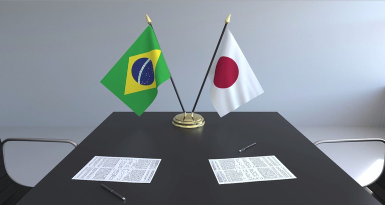 Brasil recebe apoio de Japão no combate ao Covid-19 e a incêndios florestais