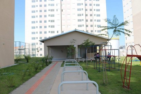 População de baixa renda de São Paulo recebe moradias populares