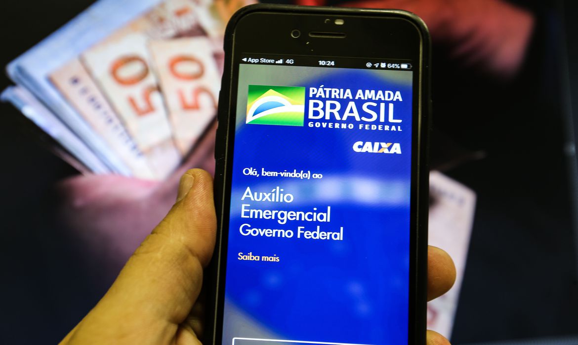Ampliado prazo para beneficiários do Bolsa Família sacarem parcelas do Auxílio Emergencial