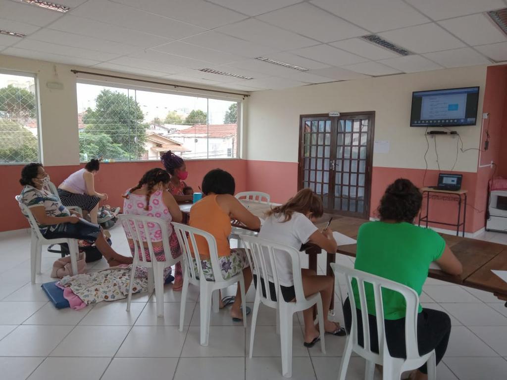 Refugiadas têm capacitação sobre educação financeira