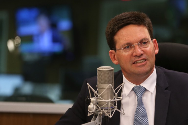 Auxílio Brasil injetará mais de R$ 90 bilhões na economia em 2022