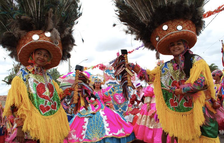 Maracatu-Feminino-Coração-Nazareno-768x490.jpg