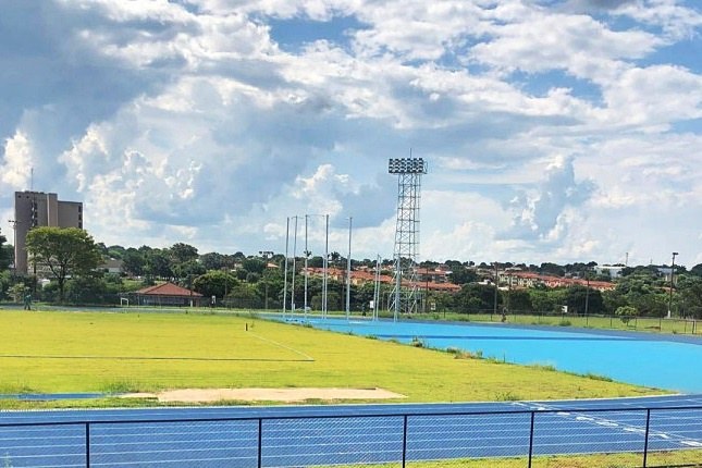 Ministério e prefeitura inauguram pista de atletismo em Campo Grande