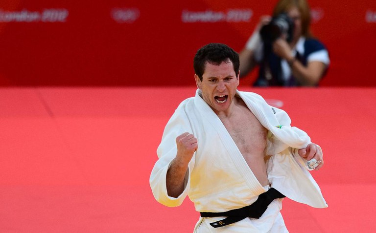 Dono de duas medalhas olímpicas, o judoca Tiago Camilo é o 25º embaixador dos JEB’s 2021