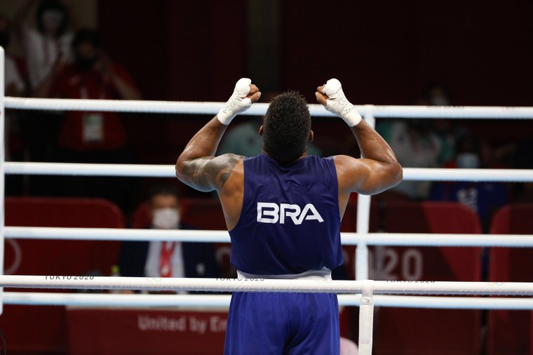 Boxe já tem medalha garantida nas Olimpíadas