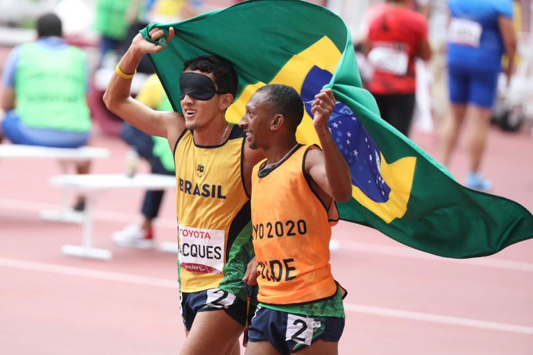 Brasil é campeão em participação histórica dos e-sports nos Jogos