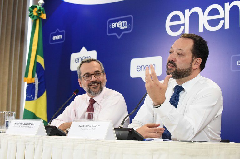 Saiu a nota do Enem 2019! Saiba o que fazer