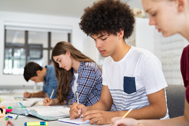 Banco Mundial libera US$ 10 milhões para apoiar reforma do ensino médio