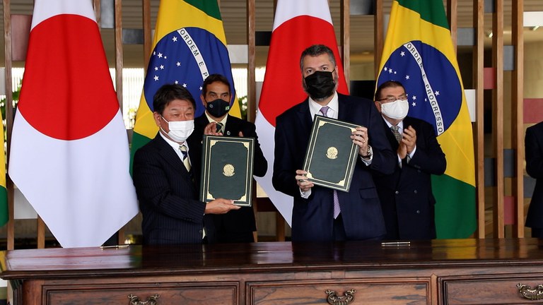 ブラジルと日本がグラフェンおよびニオブ技術に関する協力協定を締結