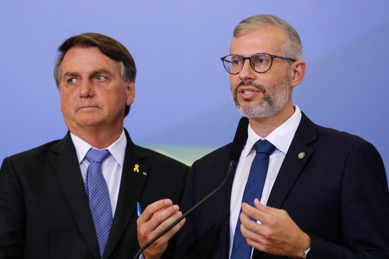 MEC e Microsoft firmam acordo para recuperar aprendizagem de mais de 38 milhões de estudantes